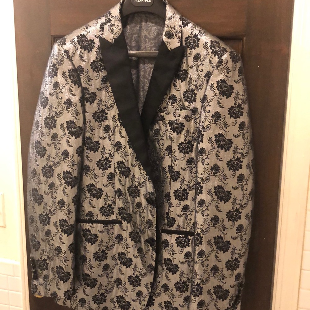 Black and Silver Flower Blazer